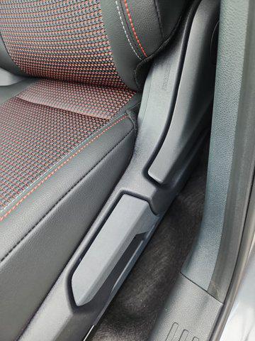 new 2025 Nissan Kicks car, priced at $30,551