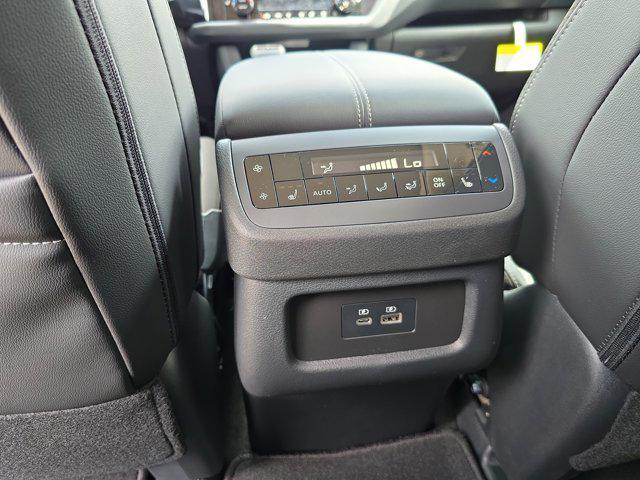 new 2025 Nissan Pathfinder car, priced at $44,931