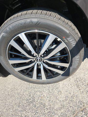 new 2025 Nissan Pathfinder car, priced at $49,886