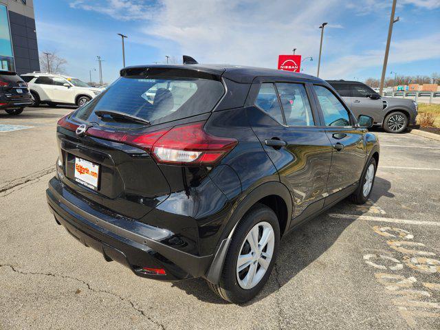 new 2025 Nissan Kicks car, priced at $22,357