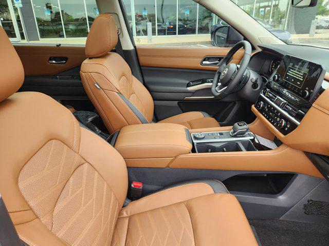 new 2025 Nissan Pathfinder car, priced at $44,875