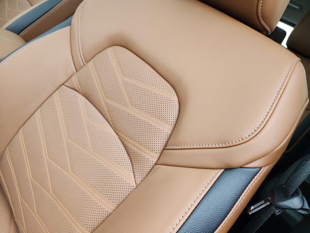 new 2025 Nissan Pathfinder car, priced at $44,875