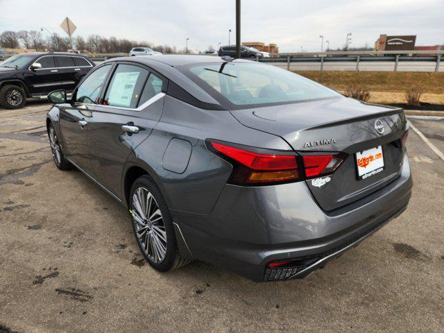 new 2025 Nissan Altima car, priced at $33,961