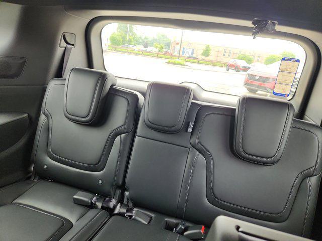 new 2025 Nissan Armada car, priced at $76,782