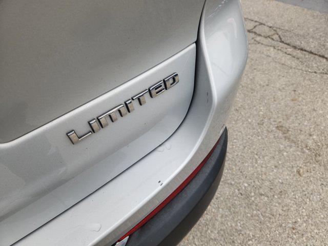 used 2022 Jeep Grand Cherokee L car, priced at $29,451