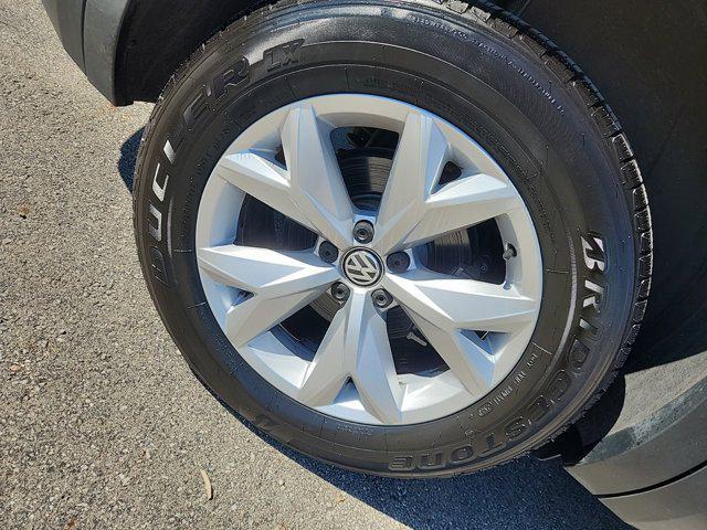 used 2018 Volkswagen Atlas car, priced at $15,998