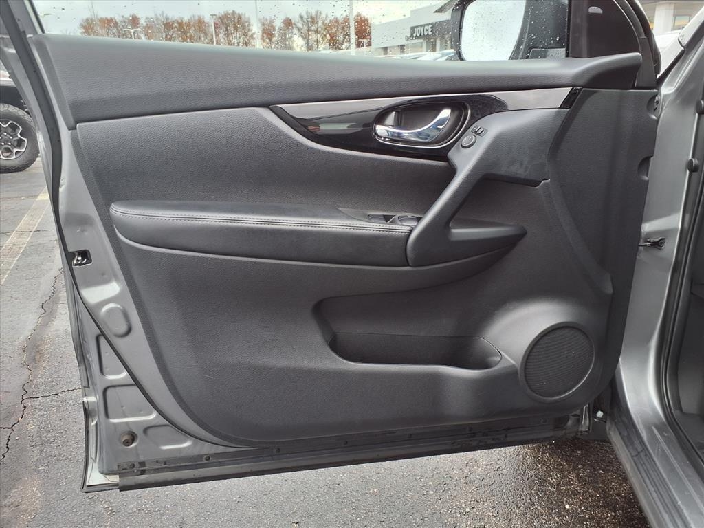 used 2021 Nissan Rogue Sport car, priced at $18,141