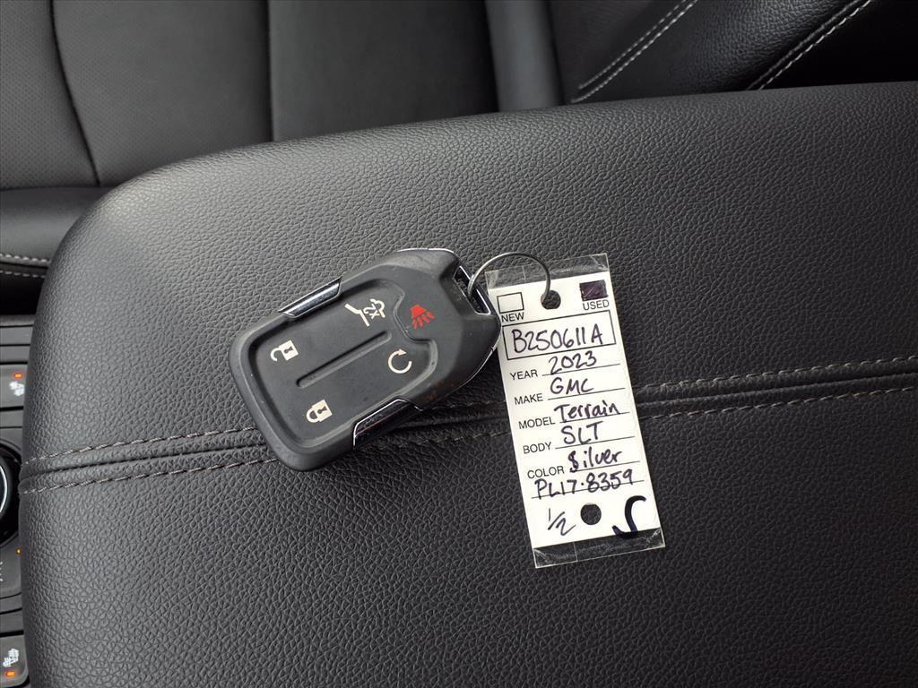 used 2023 GMC Terrain car, priced at $23,986