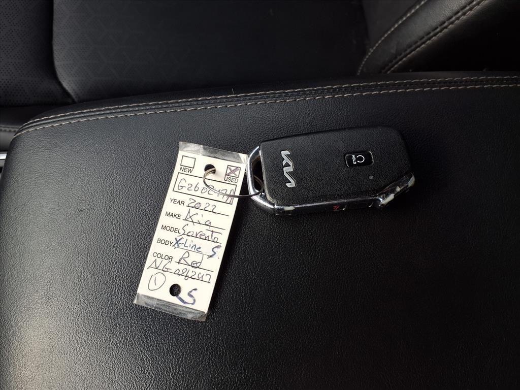 used 2022 Kia Sorento car, priced at $24,467