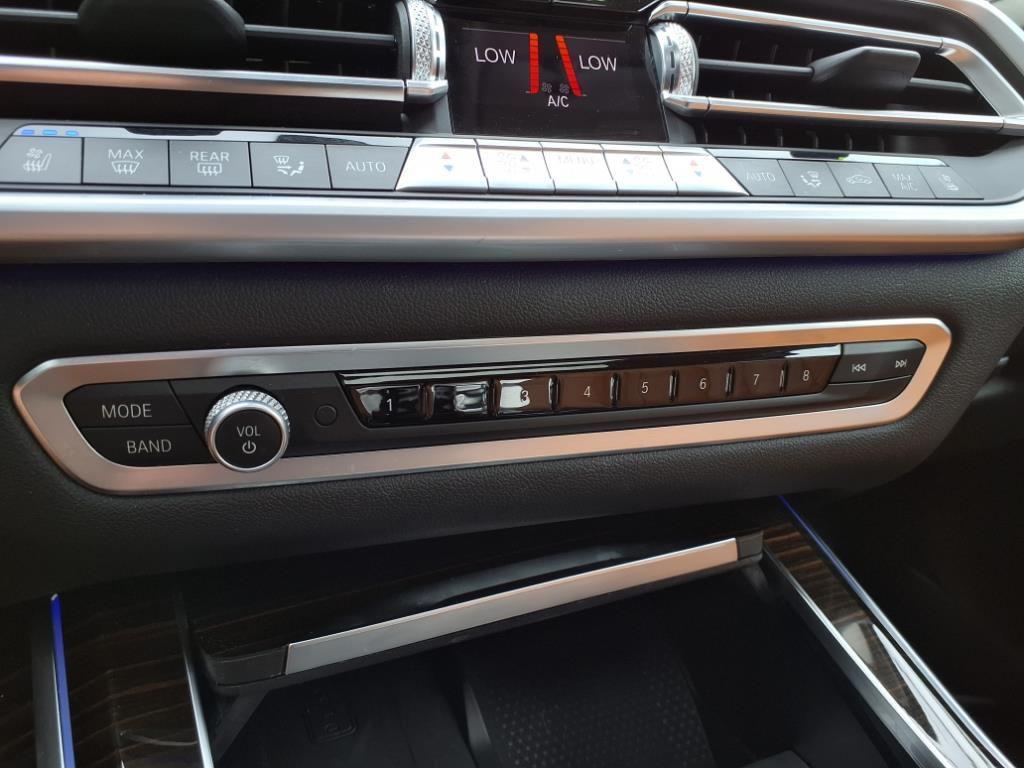 used 2020 BMW X7 car, priced at $37,146