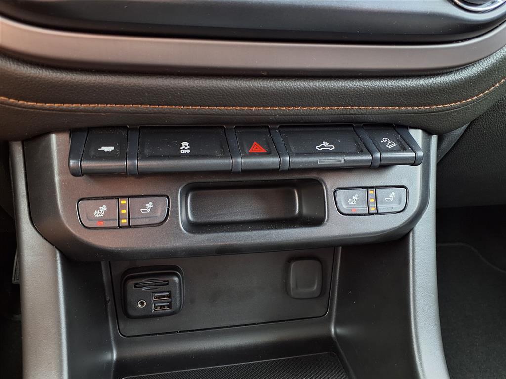 used 2022 GMC Canyon car, priced at $30,846