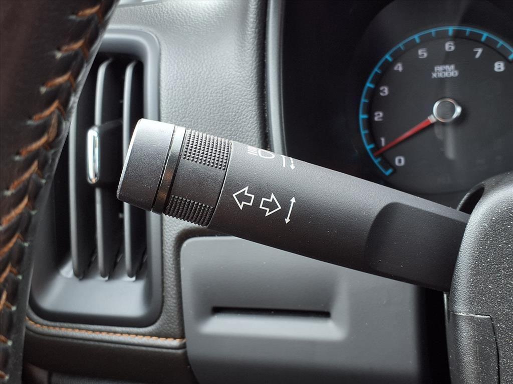 used 2022 GMC Canyon car, priced at $30,846