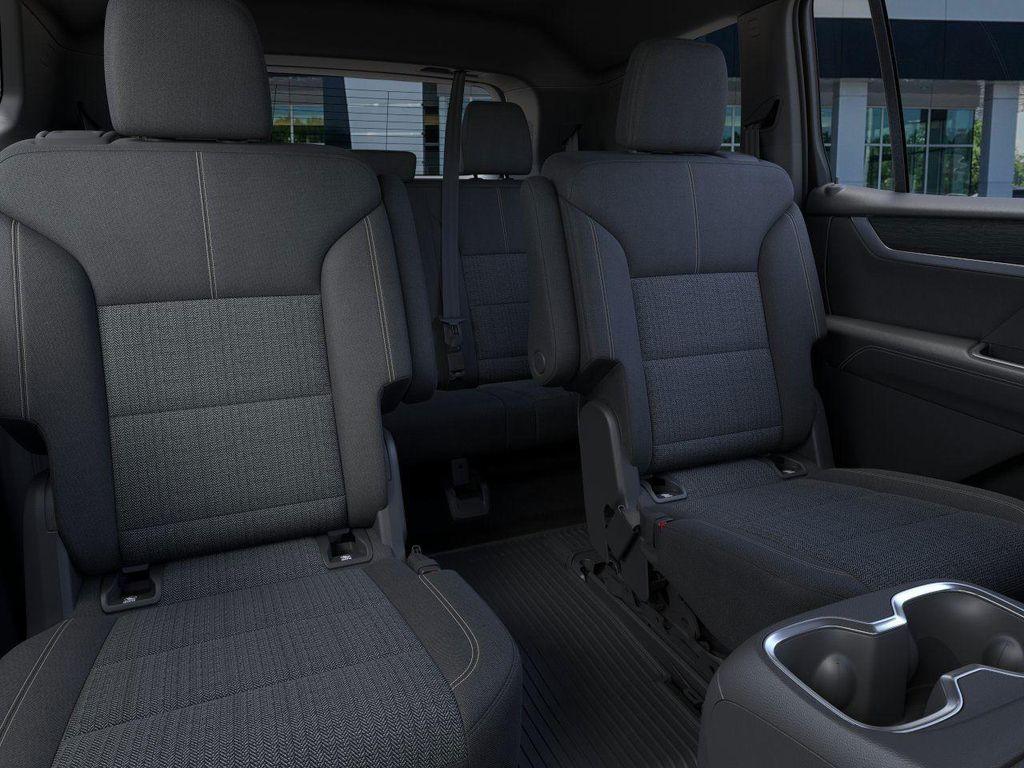 new 2025 GMC Acadia car, priced at $40,034