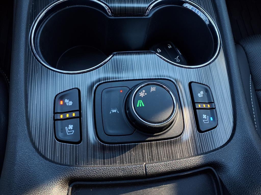 used 2023 GMC Acadia car, priced at $32,278