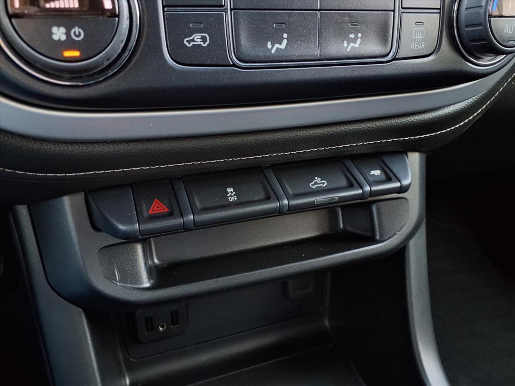 used 2022 GMC Canyon car, priced at $29,298