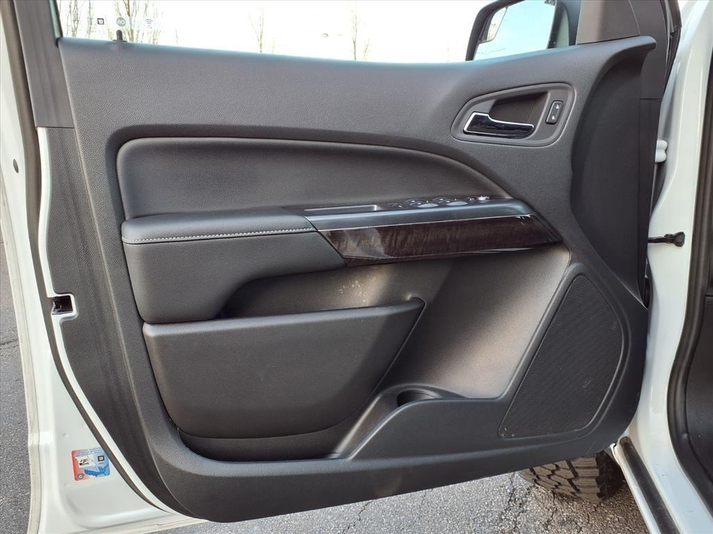 used 2022 GMC Canyon car, priced at $29,298