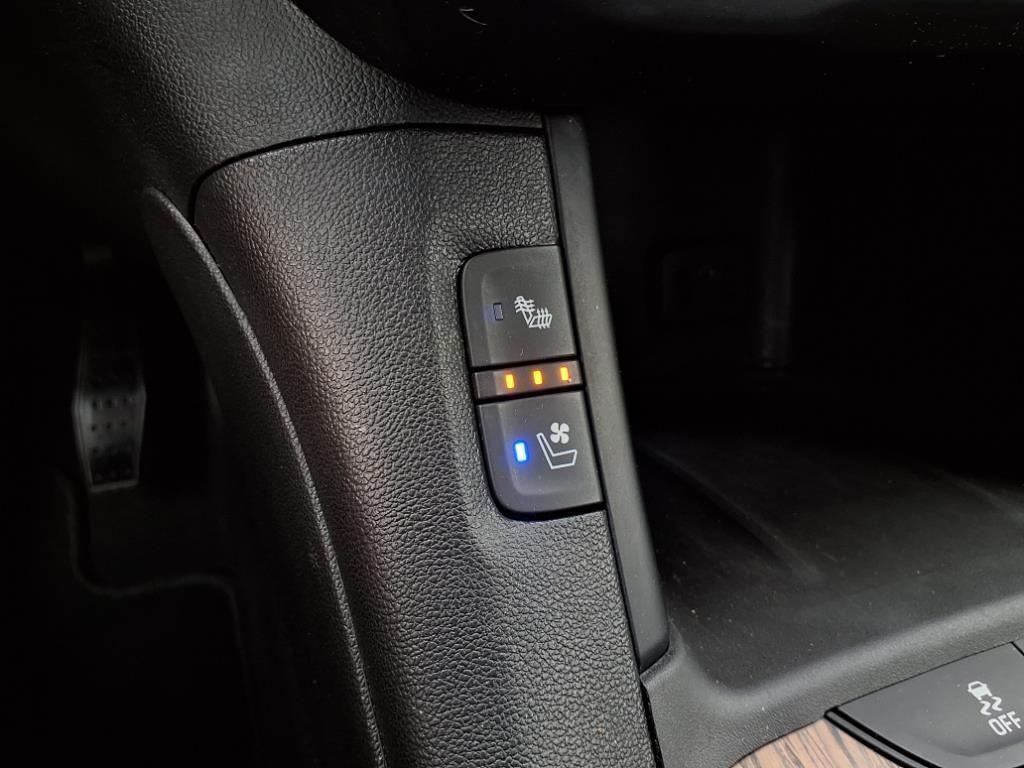 used 2019 GMC Acadia car, priced at $21,973