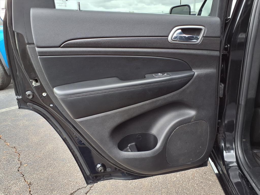 used 2017 Jeep Grand Cherokee car, priced at $12,454