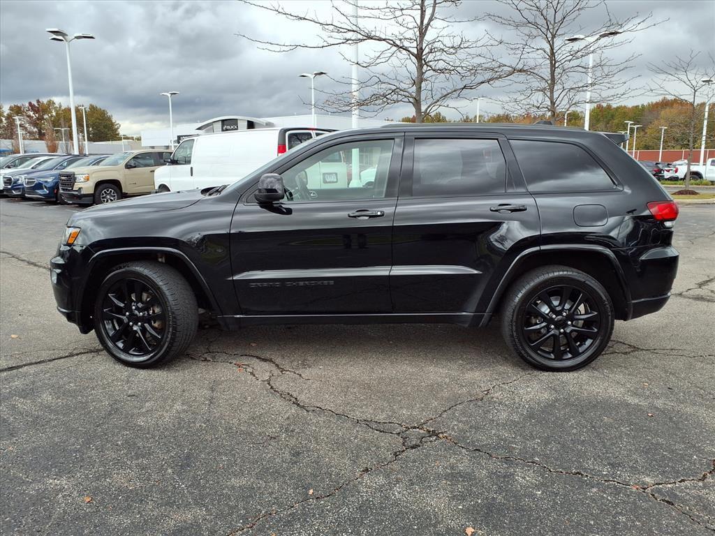used 2017 Jeep Grand Cherokee car, priced at $12,454
