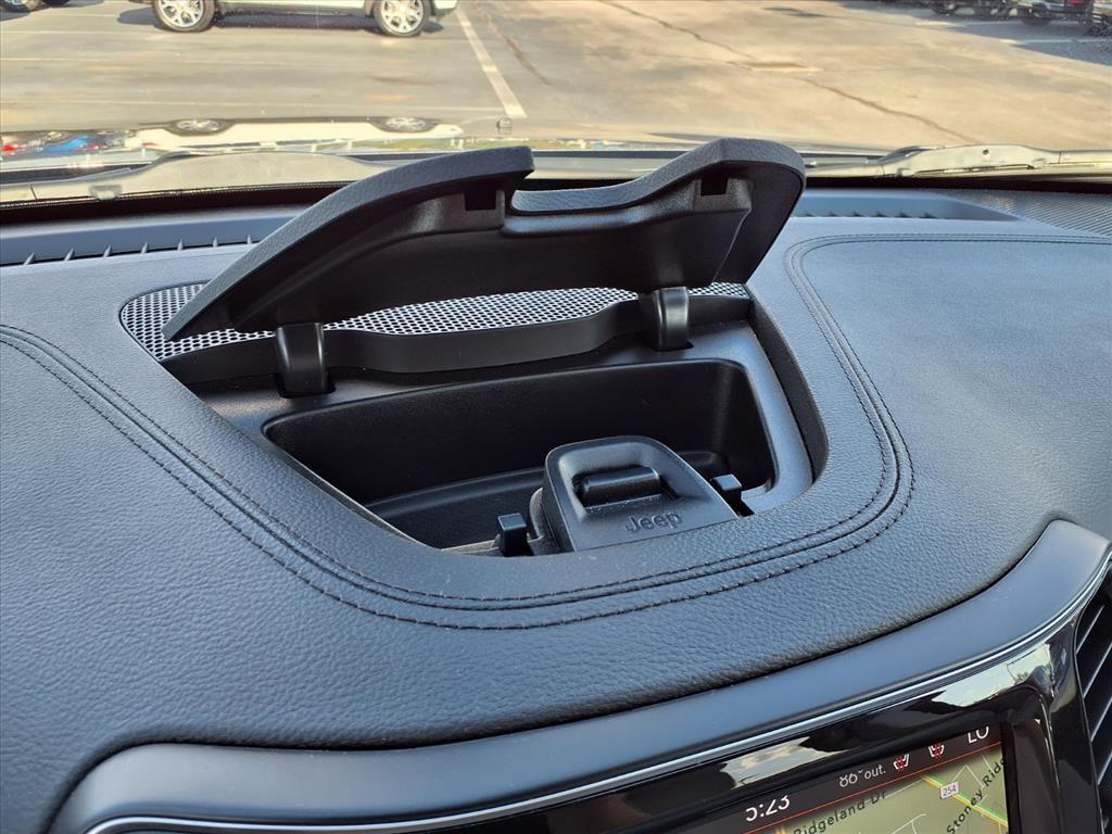 used 2019 Jeep Cherokee car, priced at $17,590