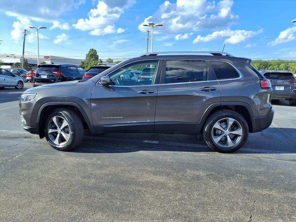 used 2019 Jeep Cherokee car, priced at $17,590