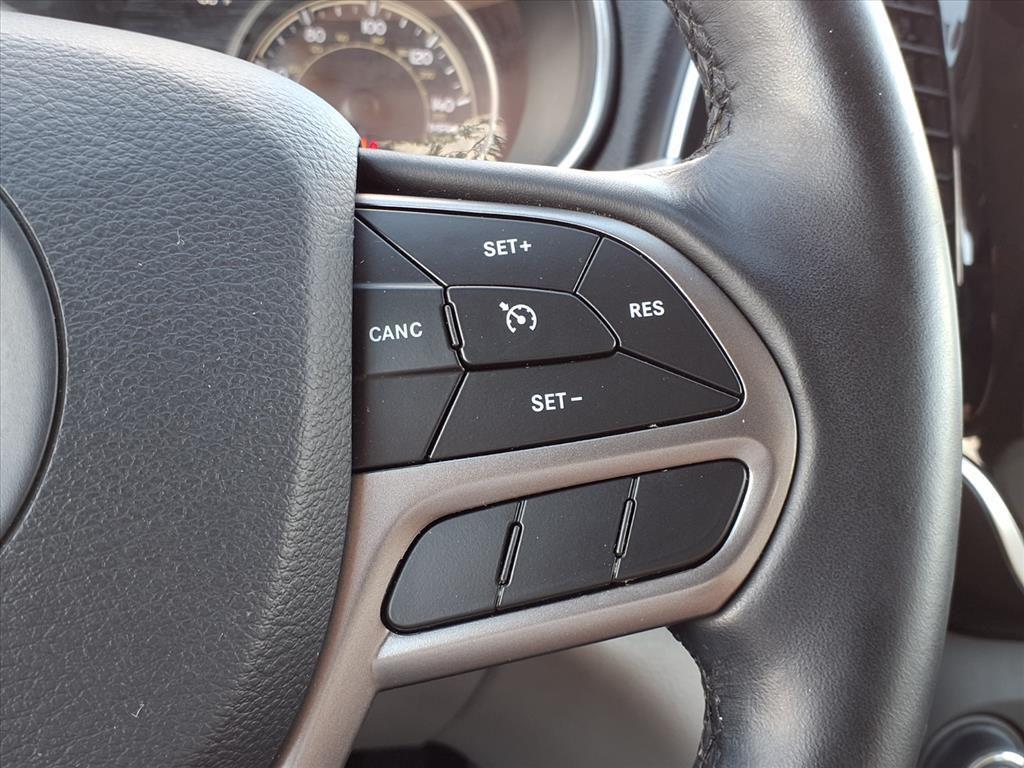 used 2019 Jeep Cherokee car, priced at $17,590