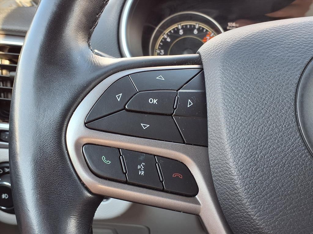 used 2019 Jeep Cherokee car, priced at $17,590