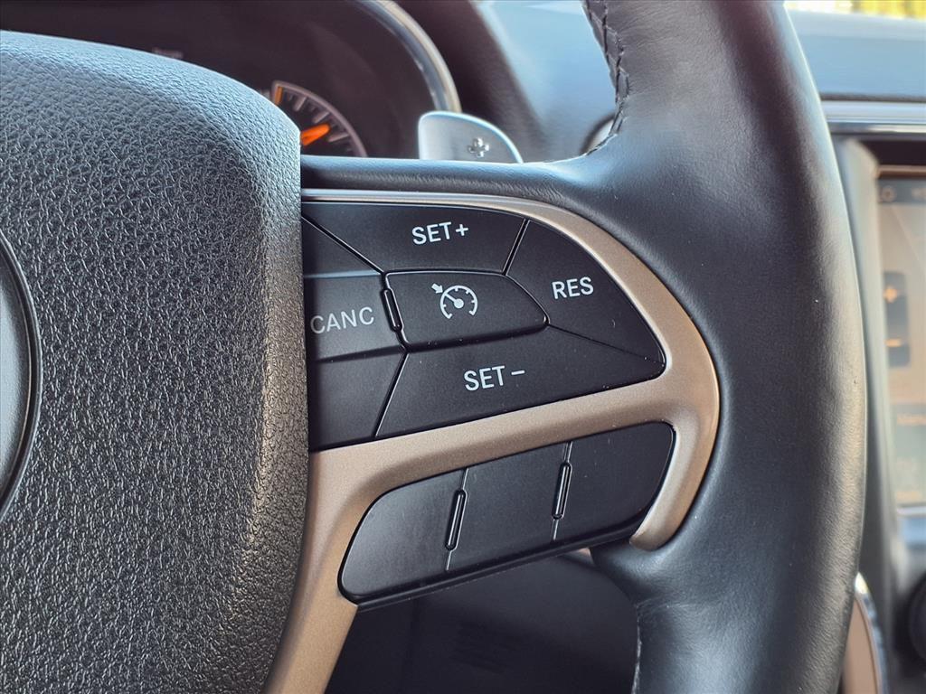 used 2014 Jeep Grand Cherokee car, priced at $11,734