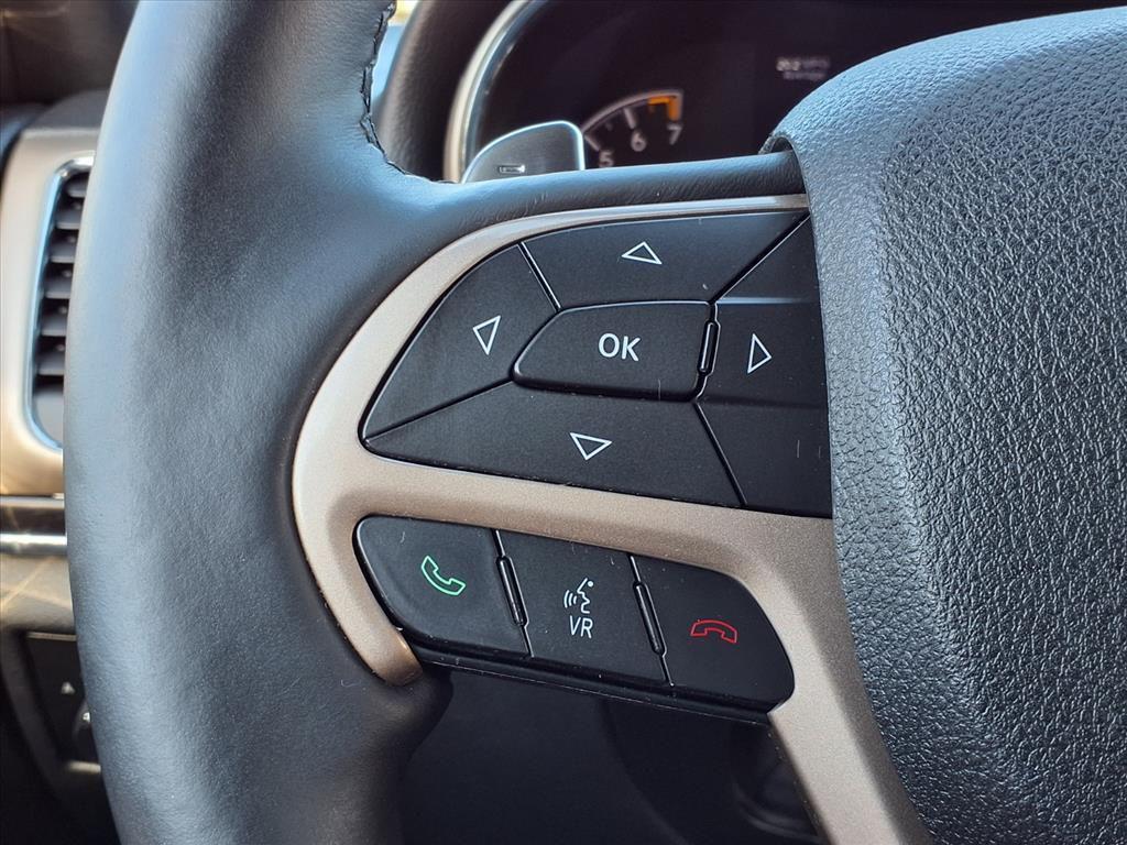 used 2014 Jeep Grand Cherokee car, priced at $11,734