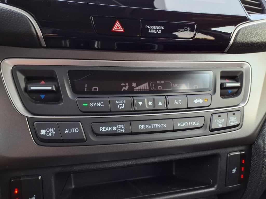 used 2022 Honda Pilot car, priced at $27,222