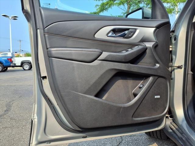 used 2018 Chevrolet Traverse car, priced at $19,413