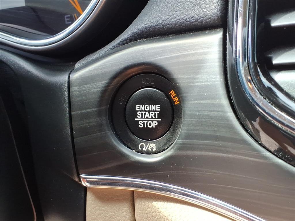 used 2021 Jeep Grand Cherokee car, priced at $23,986