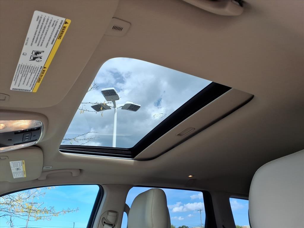 used 2021 Jeep Grand Cherokee car, priced at $23,986