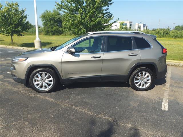 used 2016 Jeep Cherokee car, priced at $14,333