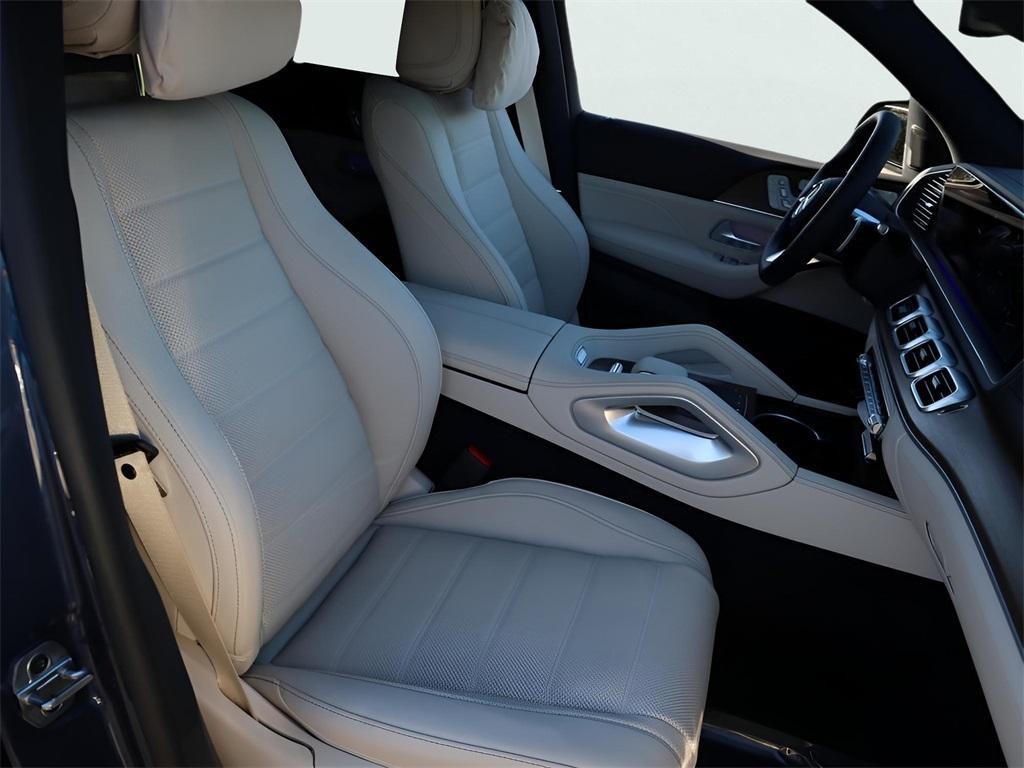 new 2026 Mercedes-Benz GLS 450 car, priced at $104,465