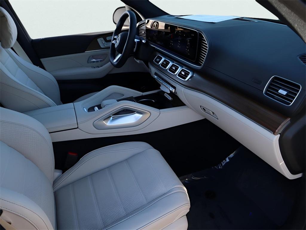 new 2026 Mercedes-Benz GLS 450 car, priced at $104,465