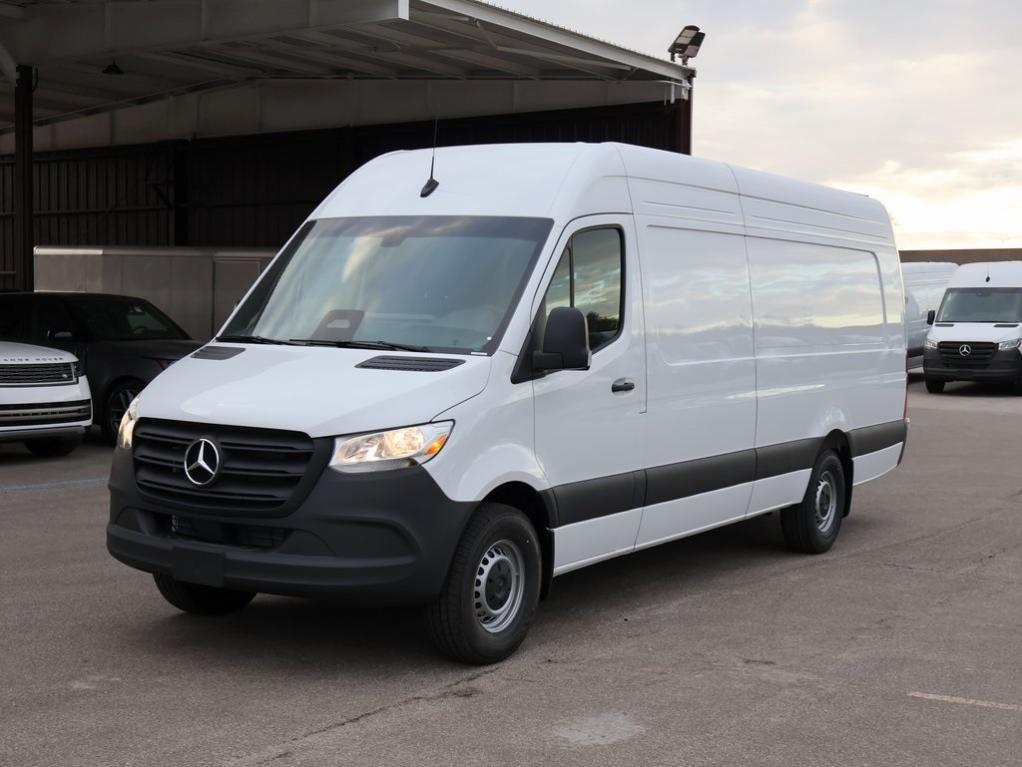 new 2025 Mercedes-Benz Sprinter 2500 car, priced at $69,124