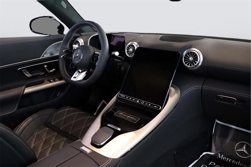 new 2025 Mercedes-Benz AMG SL 63 car, priced at $220,000