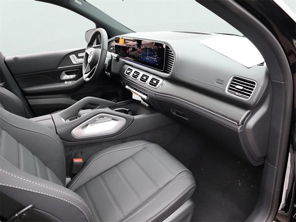 new 2026 Mercedes-Benz GLE 450 car, priced at $83,835