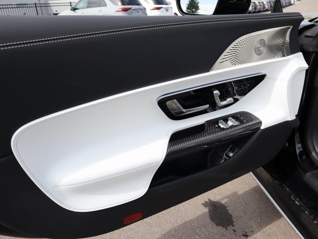 new 2026 Mercedes-Benz AMG SL 55 car, priced at $160,020