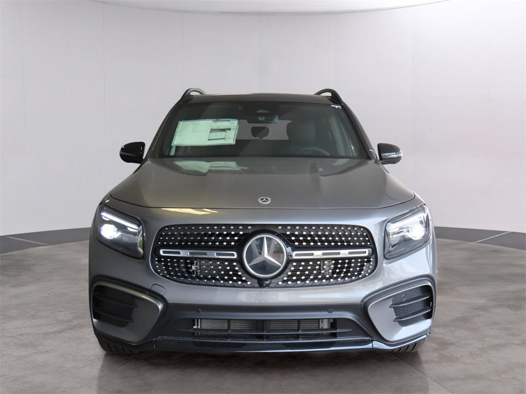 new 2024 Mercedes-Benz GLB 250 car, priced at $60,710