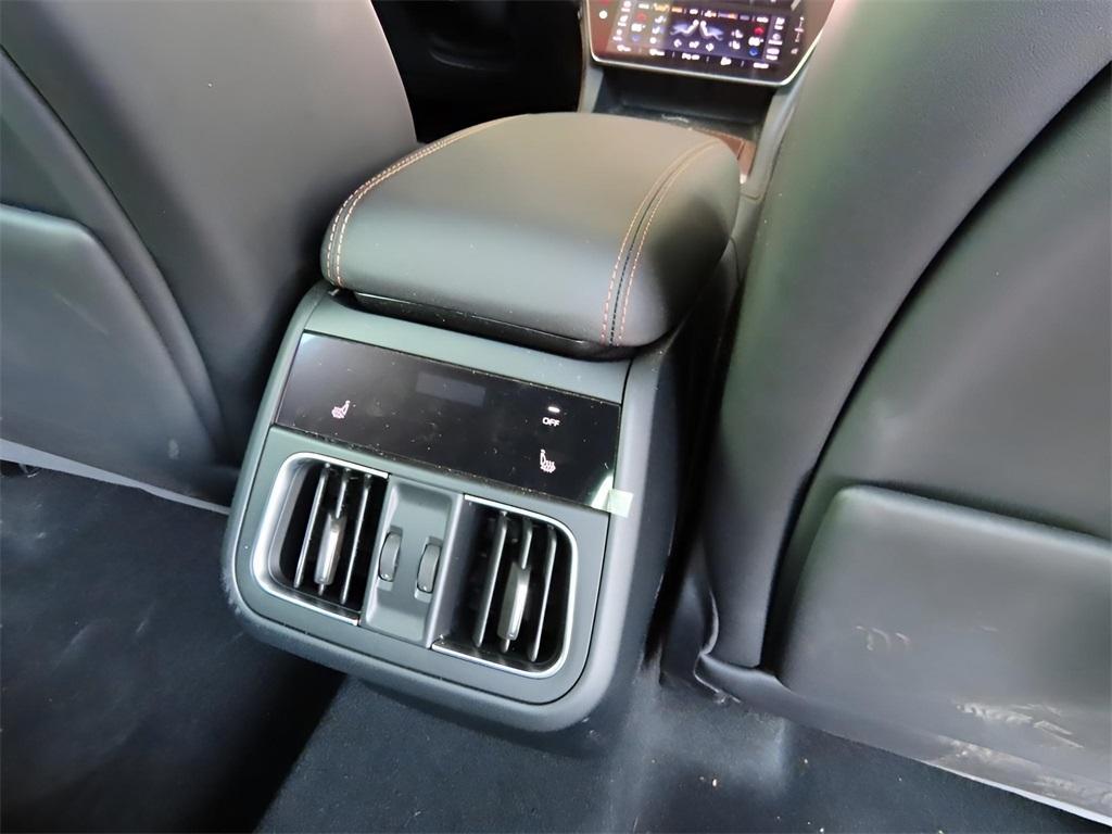 new 2025 Maserati Grecale Folgore car, priced at $112,695