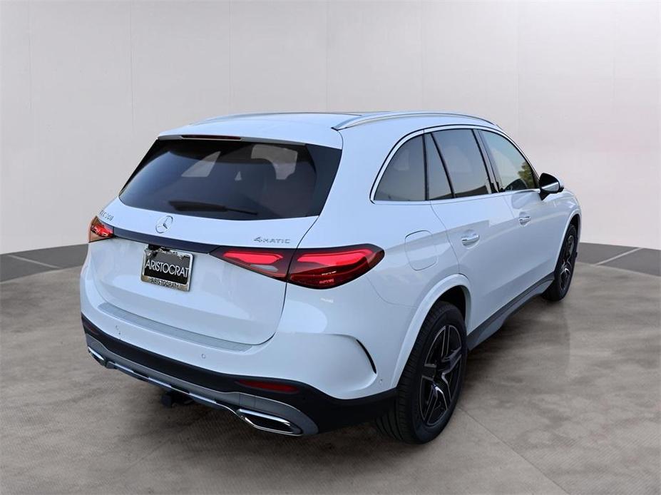 new 2025 Mercedes-Benz GLC 300 car, priced at $67,915