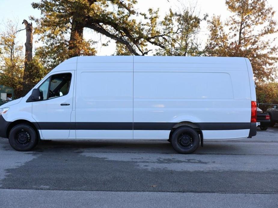 new 2024 Mercedes-Benz Sprinter 2500 car, priced at $67,546