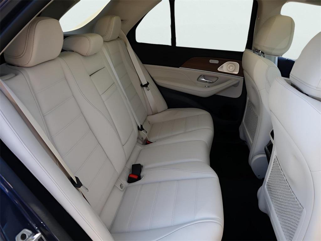 new 2026 Mercedes-Benz GLE 450 car, priced at $88,275