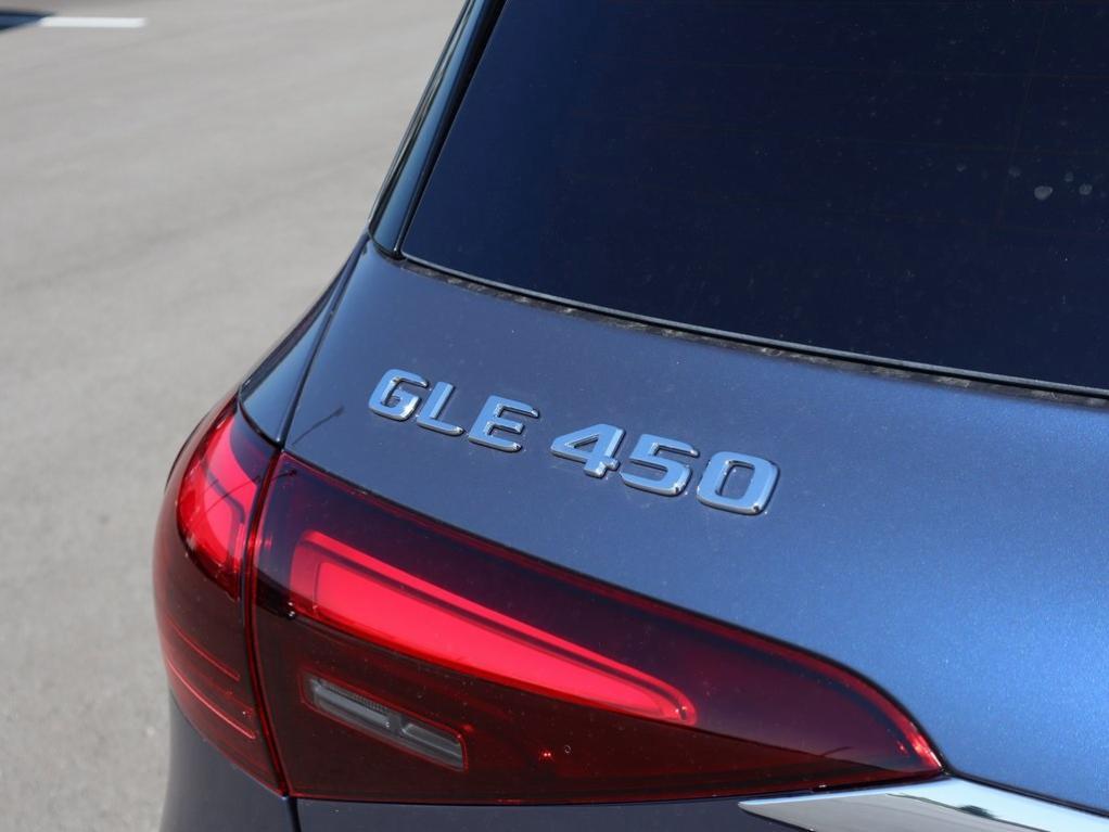 new 2026 Mercedes-Benz GLE 450 car, priced at $88,275