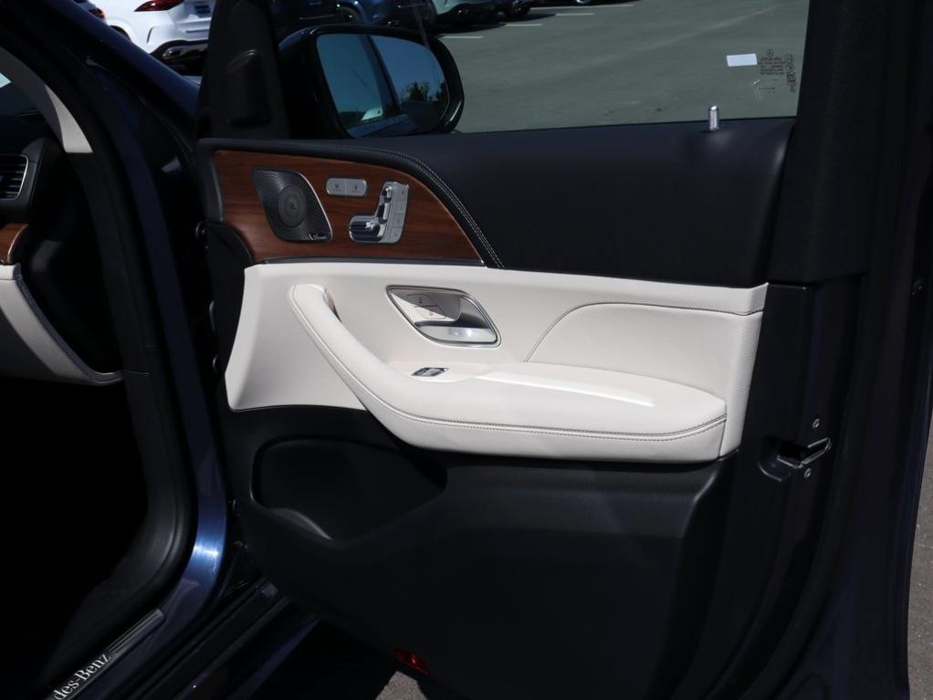 new 2026 Mercedes-Benz GLE 450 car, priced at $88,275