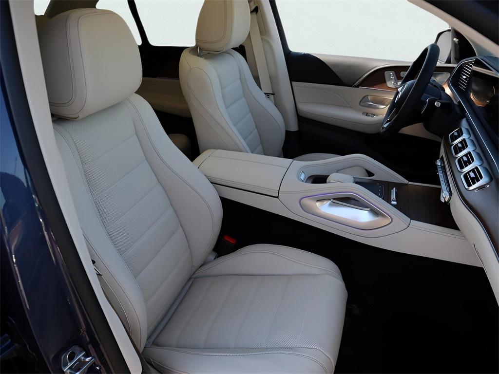new 2026 Mercedes-Benz GLE 450 car, priced at $88,275