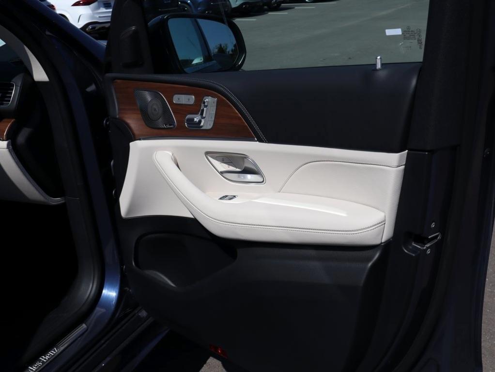 new 2026 Mercedes-Benz GLE 450 car, priced at $88,275