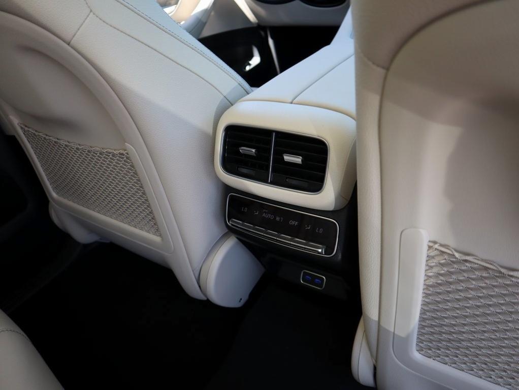 new 2026 Mercedes-Benz GLE 450 car, priced at $88,275